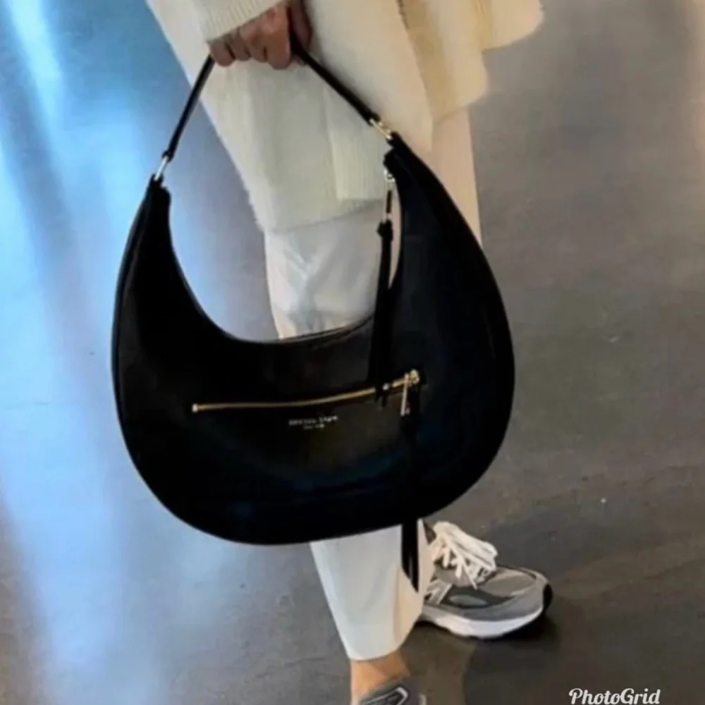 Marc Jacobs Crescent Bag - Picture 8 of 8